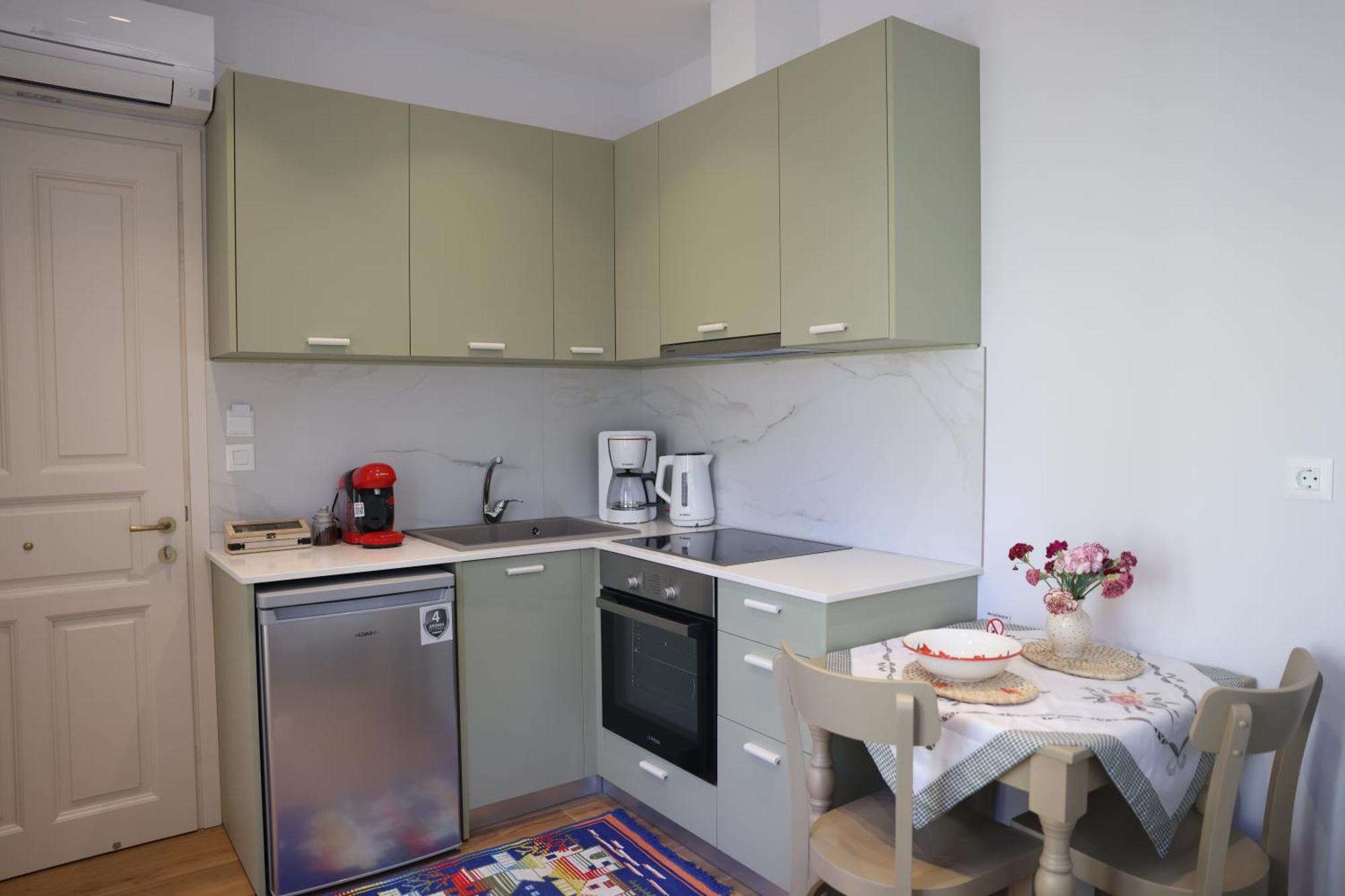 Apartment Lythri Chios Town