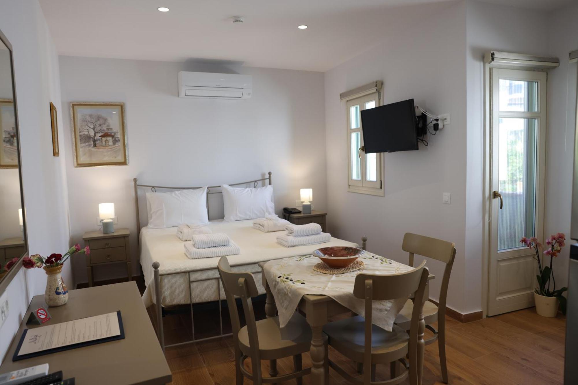 Lythri Apartment Chios Town